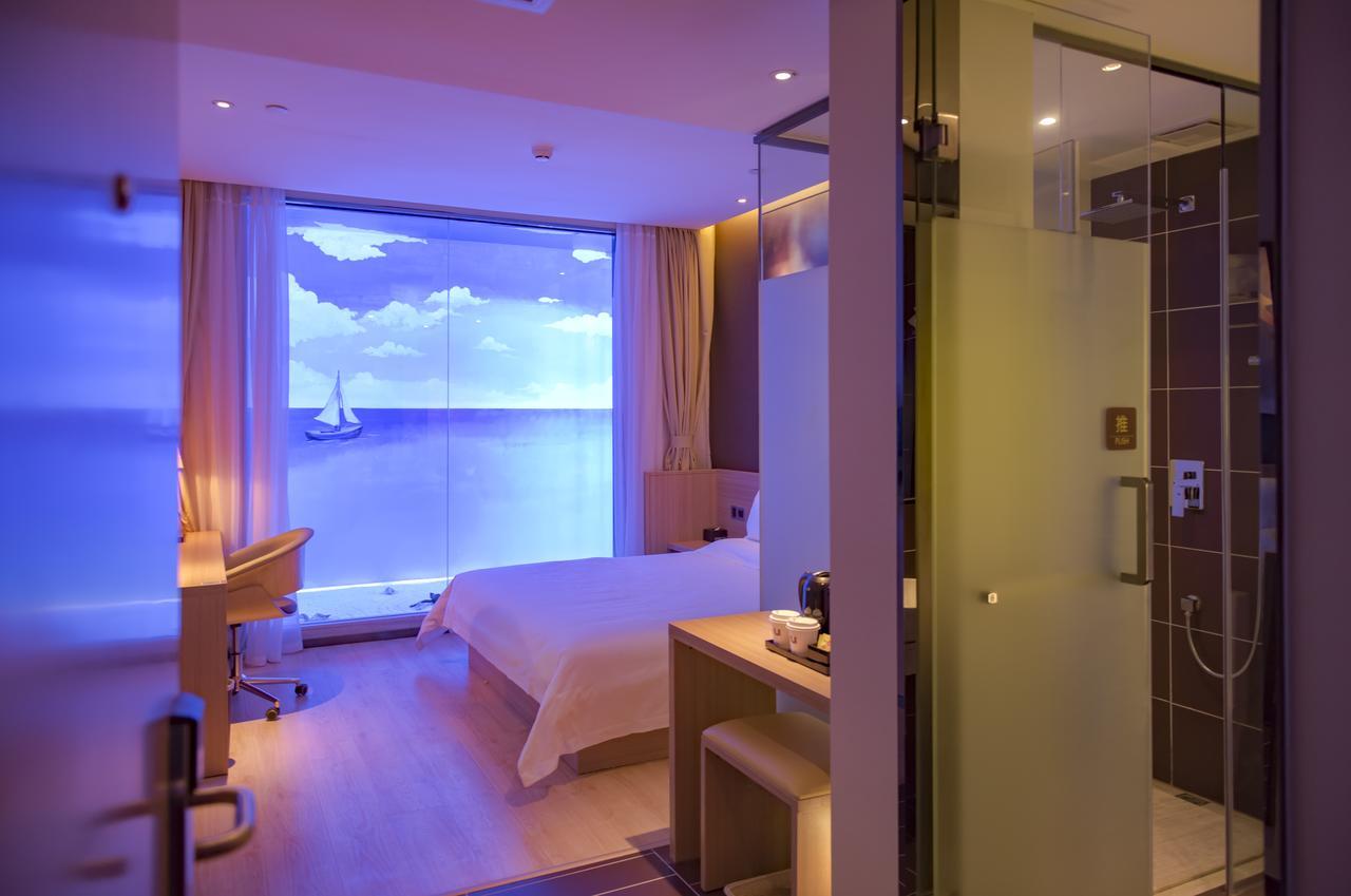 IU Hotel Guiyang Shibei Road Bagian luar foto