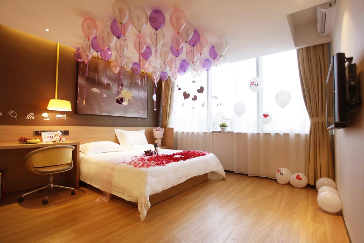 IU Hotel Guiyang Shibei Road Bagian luar foto