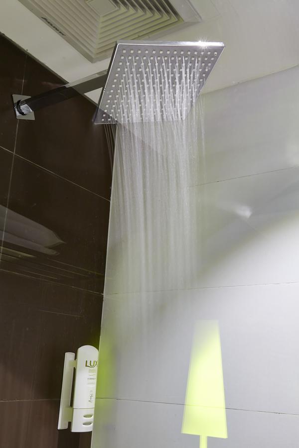 IU Hotel Guiyang Shibei Road Bagian luar foto